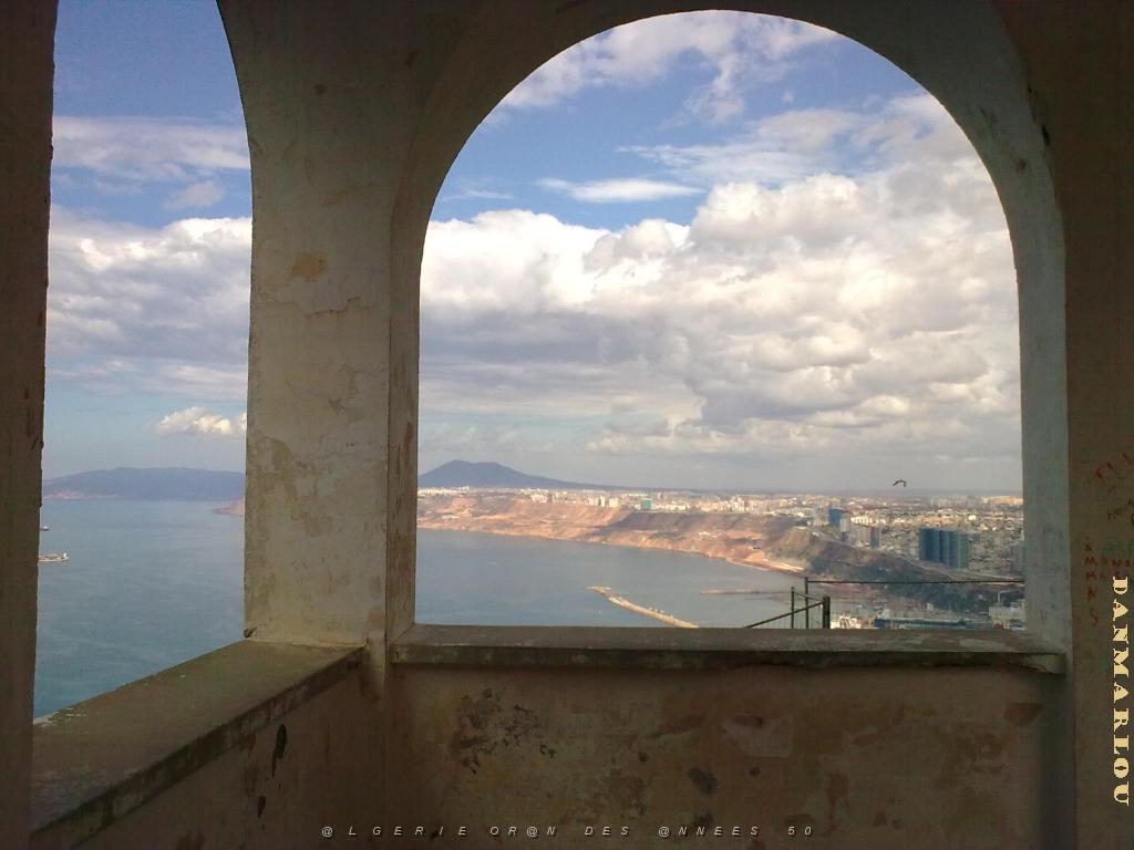 LE PORT VU DE LA BASILIQUE 5.jpg